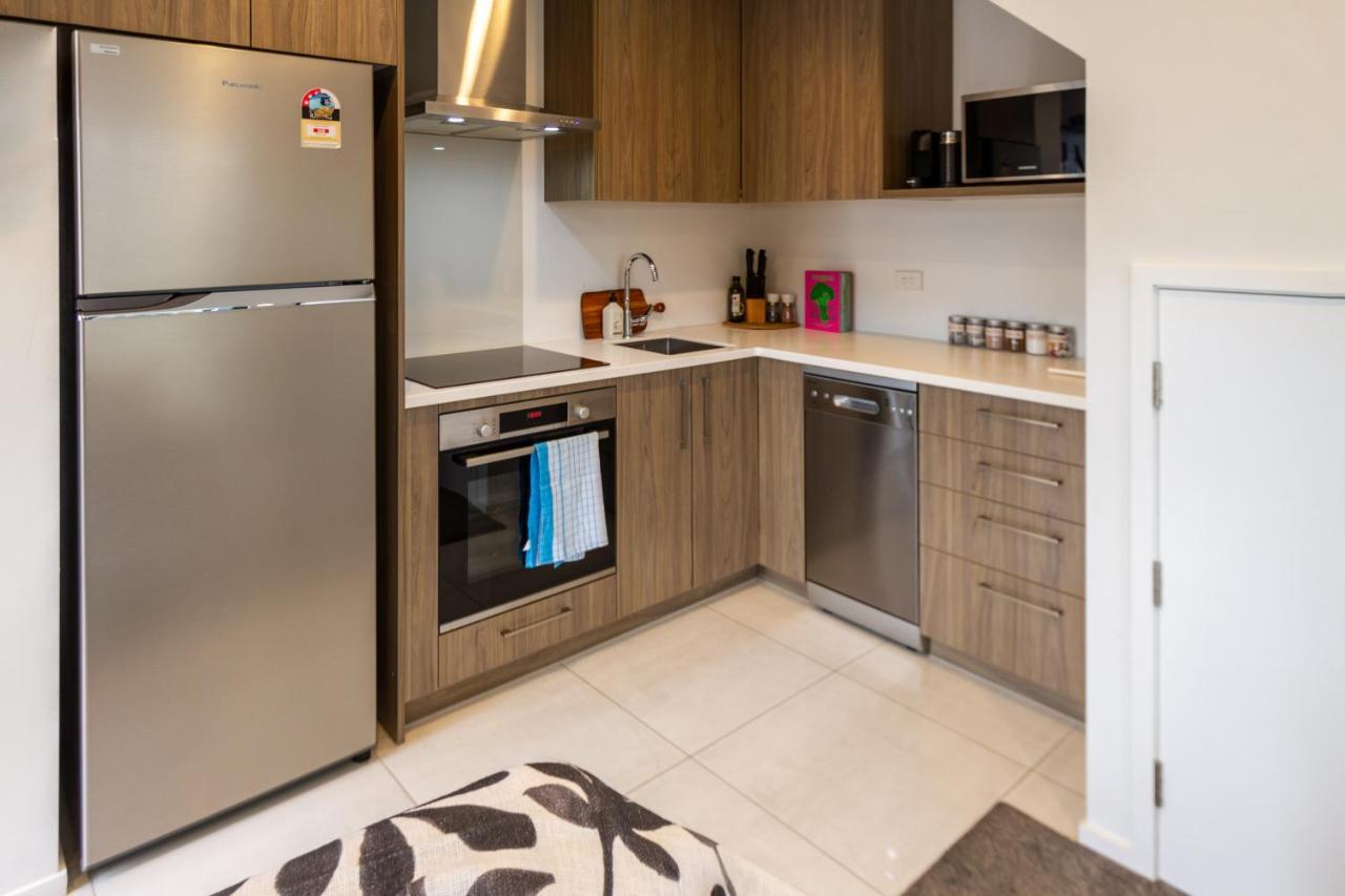 1 Bedroom Central City Escape Крайстчърч Екстериор снимка