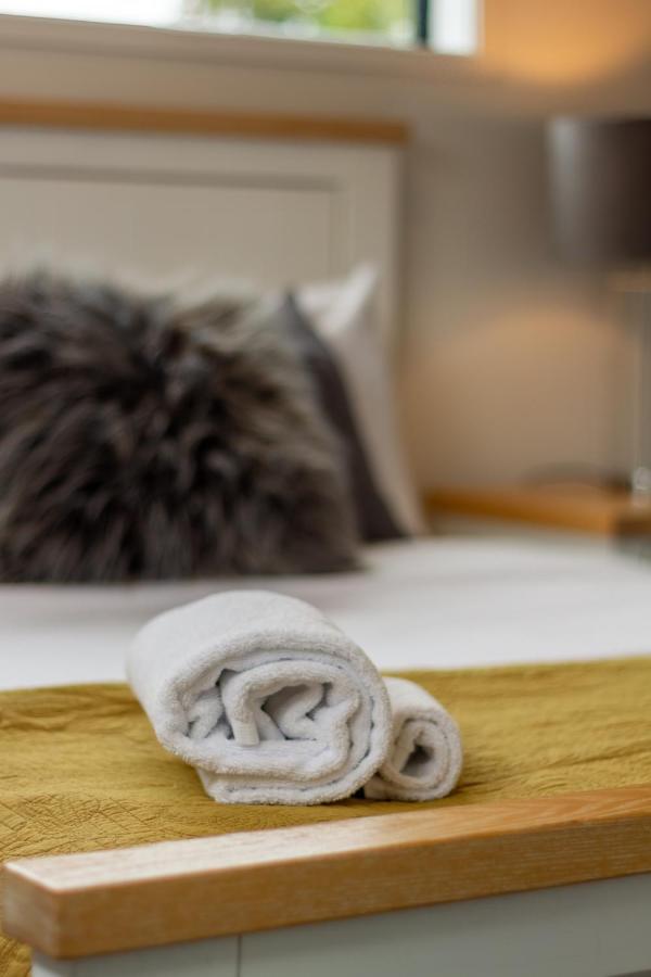 1 Bedroom Central City Escape Крайстчърч Екстериор снимка